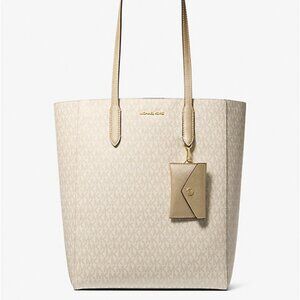 New Michael Kors Vincent Large Signature Logo Tote Bag with Coin Pouch Pale Gold